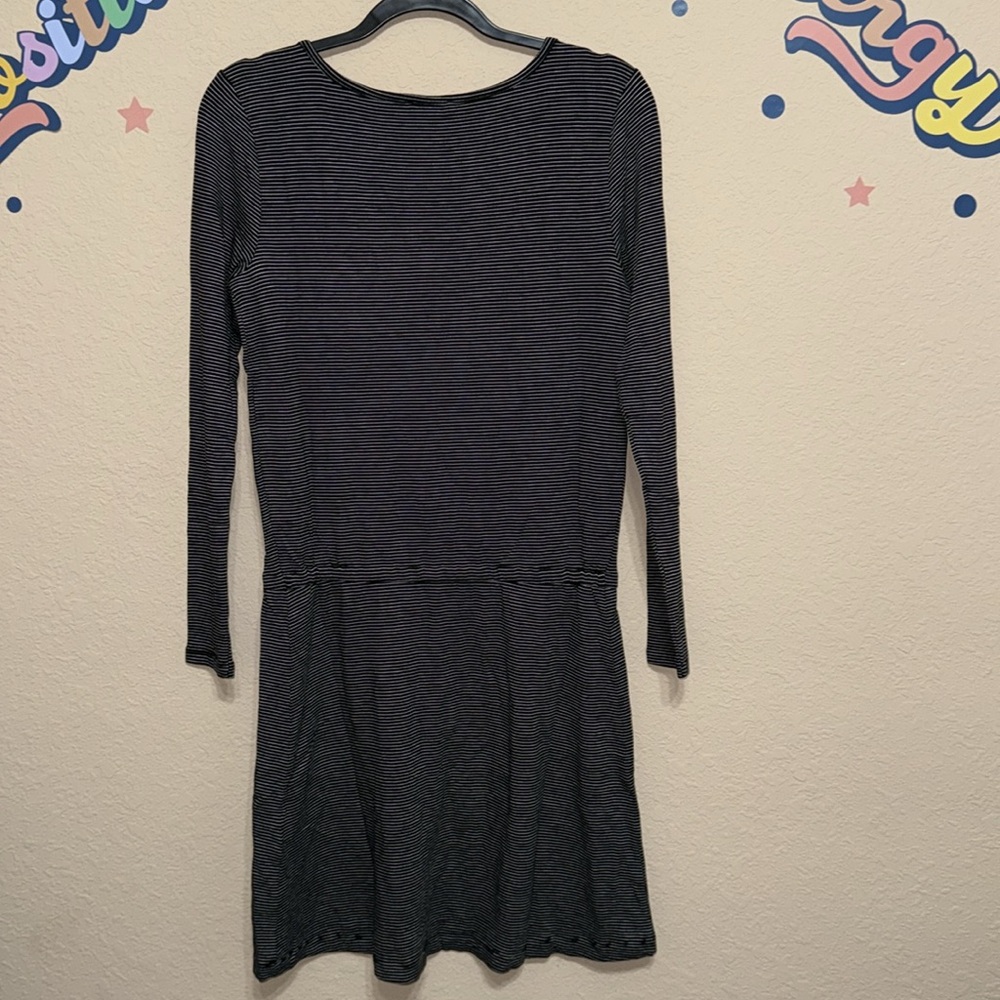 Daily Ritual Dress - Picture 2 of 8